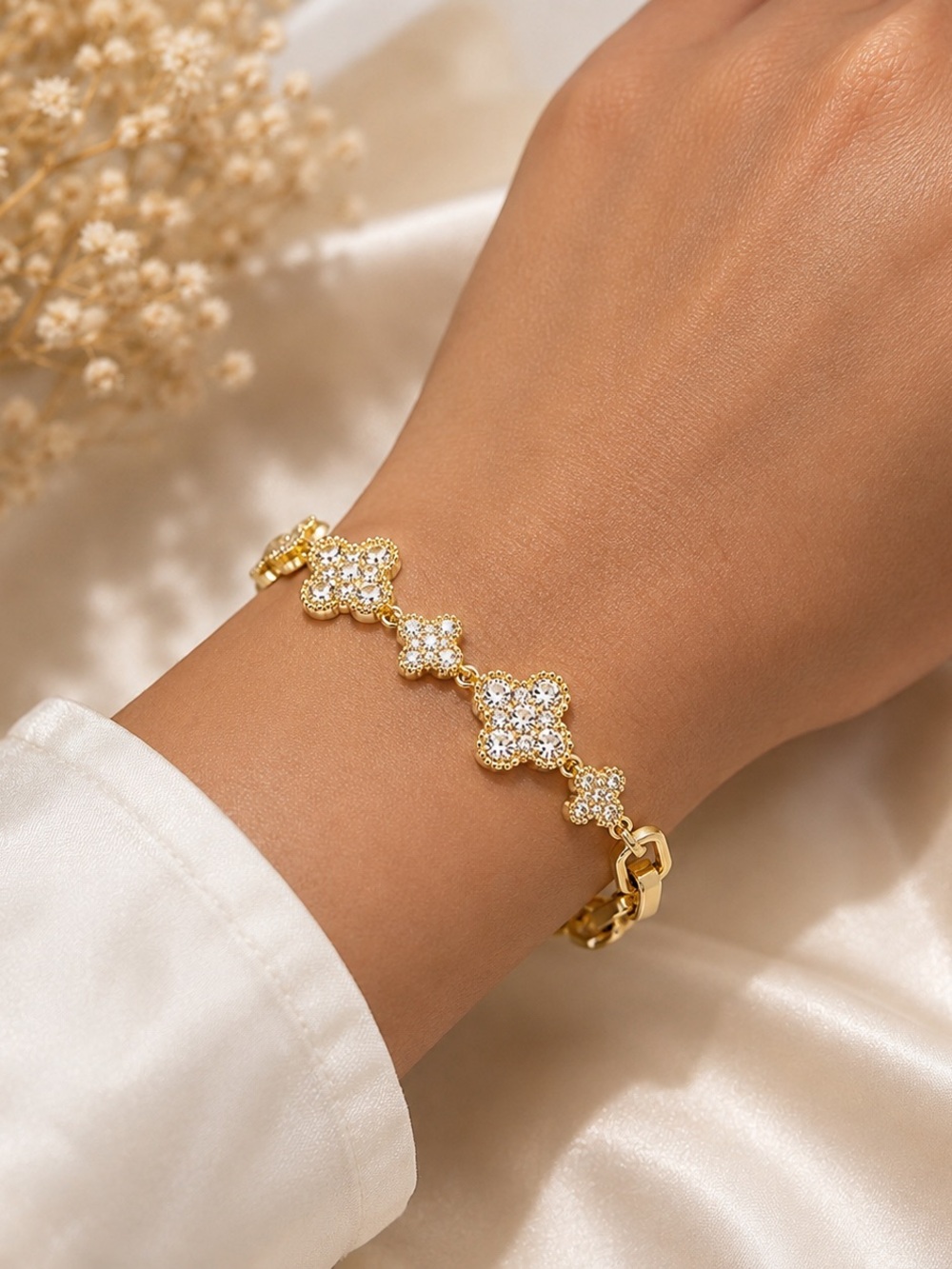 14K Gold-filled clover Pavé Iced Out Dangle Charm Cable Chain Bracelet 6-8”